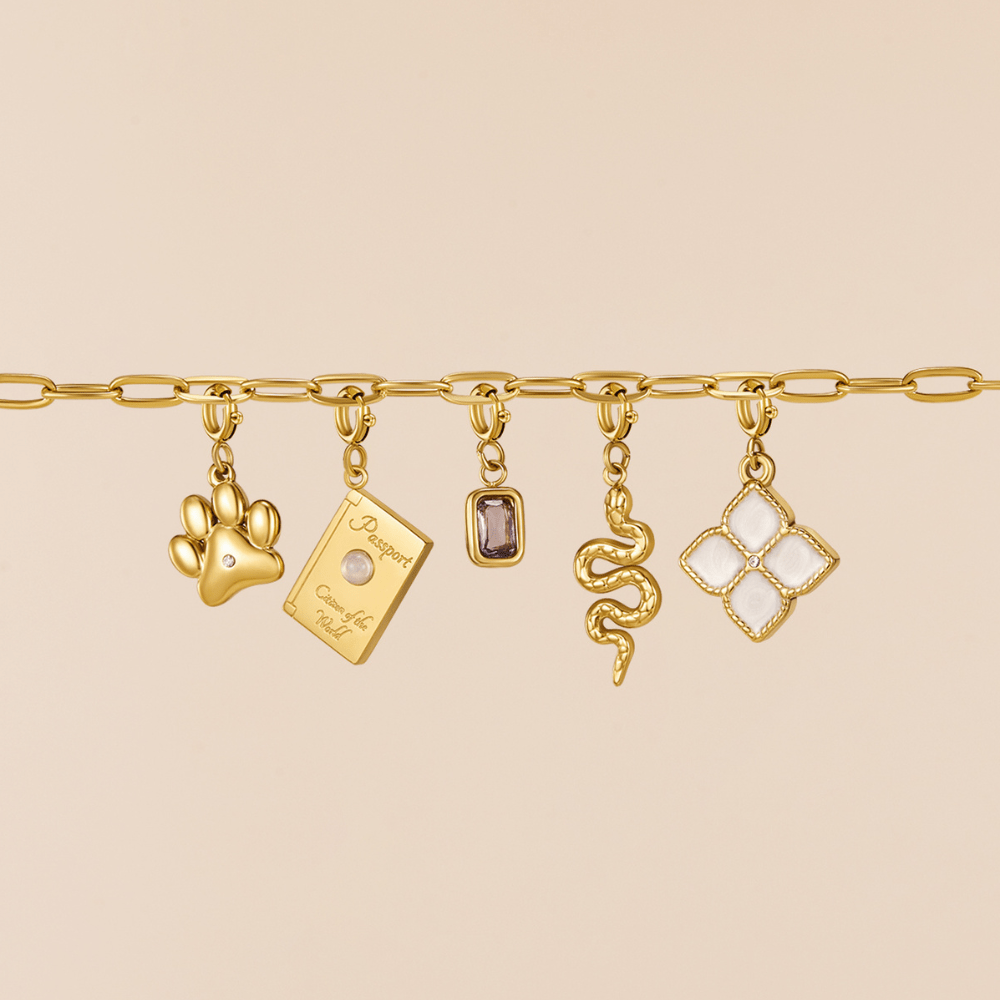 18K Gold Paperclip Charm Necklace