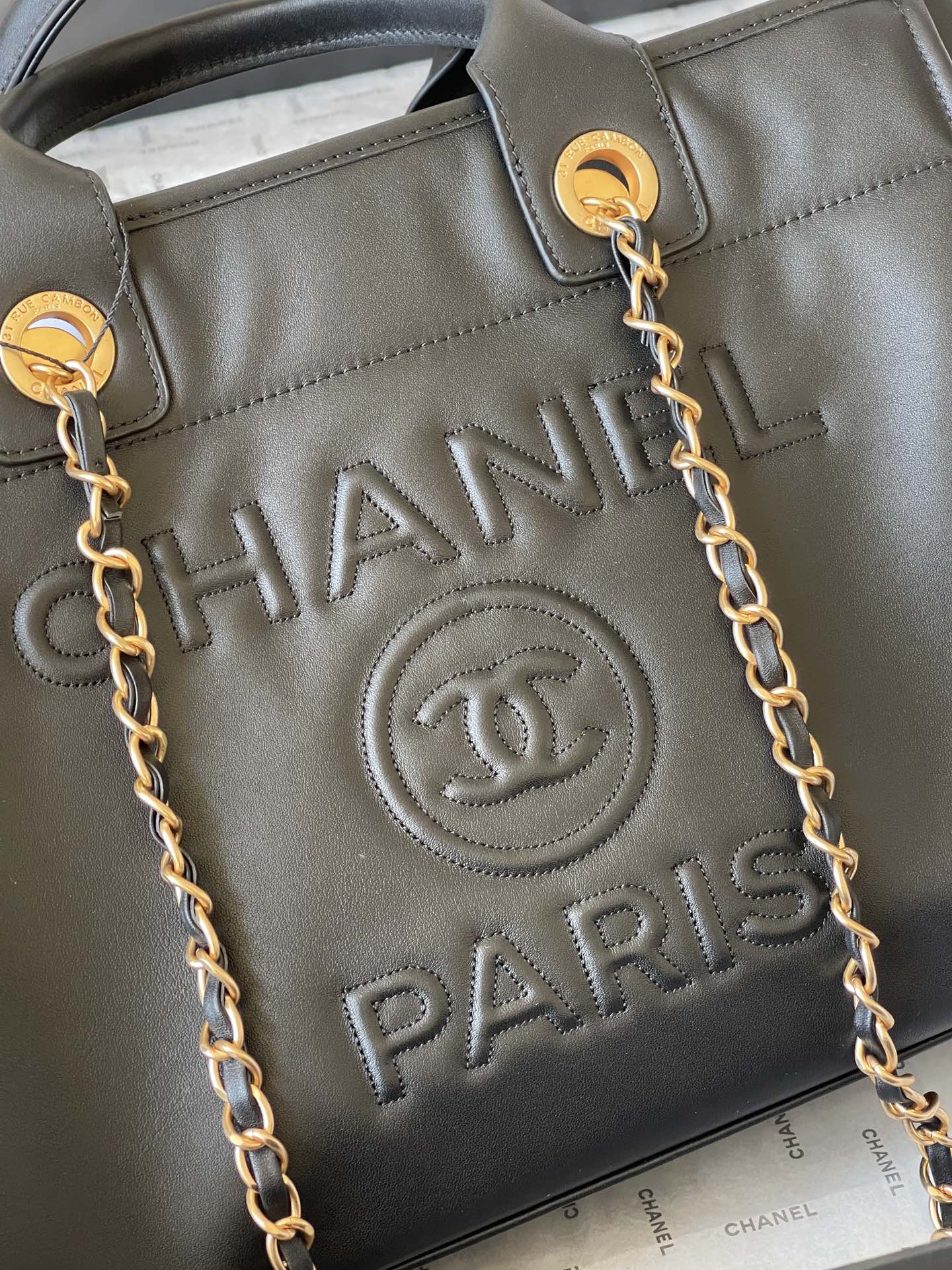 Chanel Bag Black 24×32×17cm