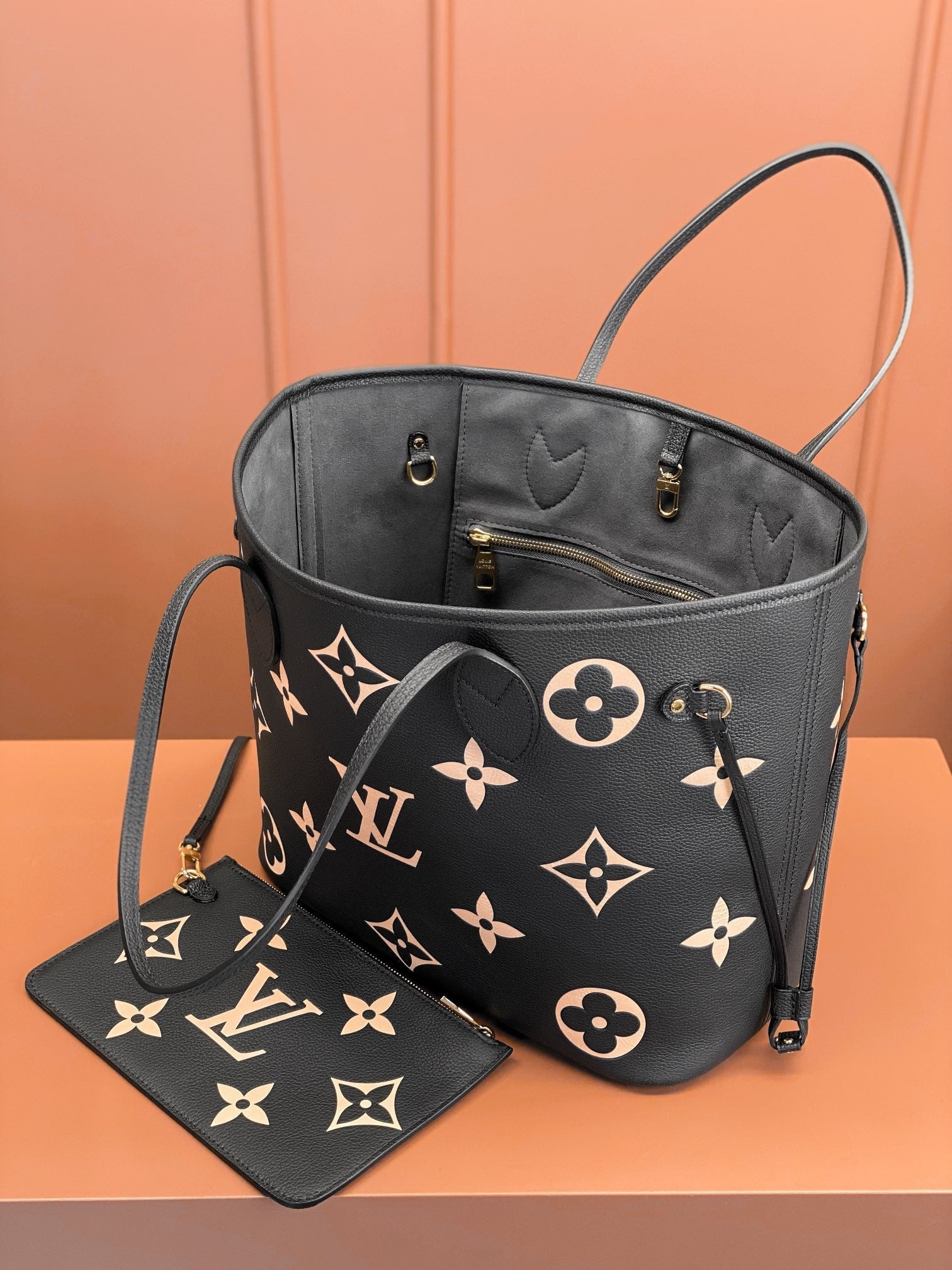 Louis Vuitton LV  M58907 Neverfull MM Bag 31x28x14cm Black