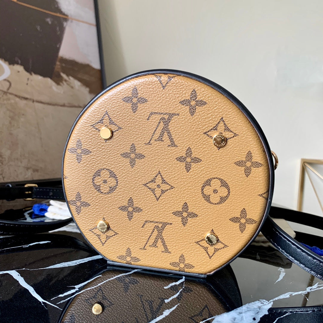 Louis Vuitton LV Cannes Bag M43986, 15x17x15cm