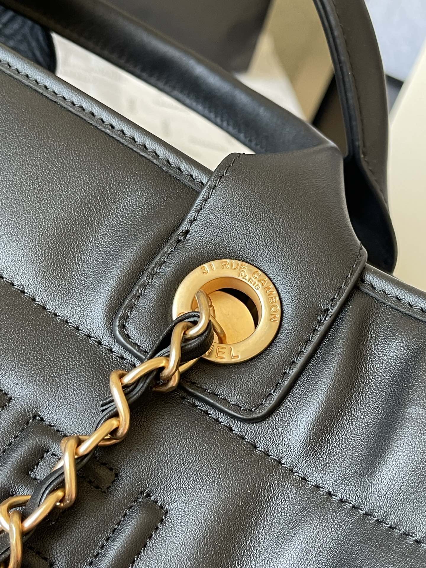 Chanel Bag Black 24×32×17cm