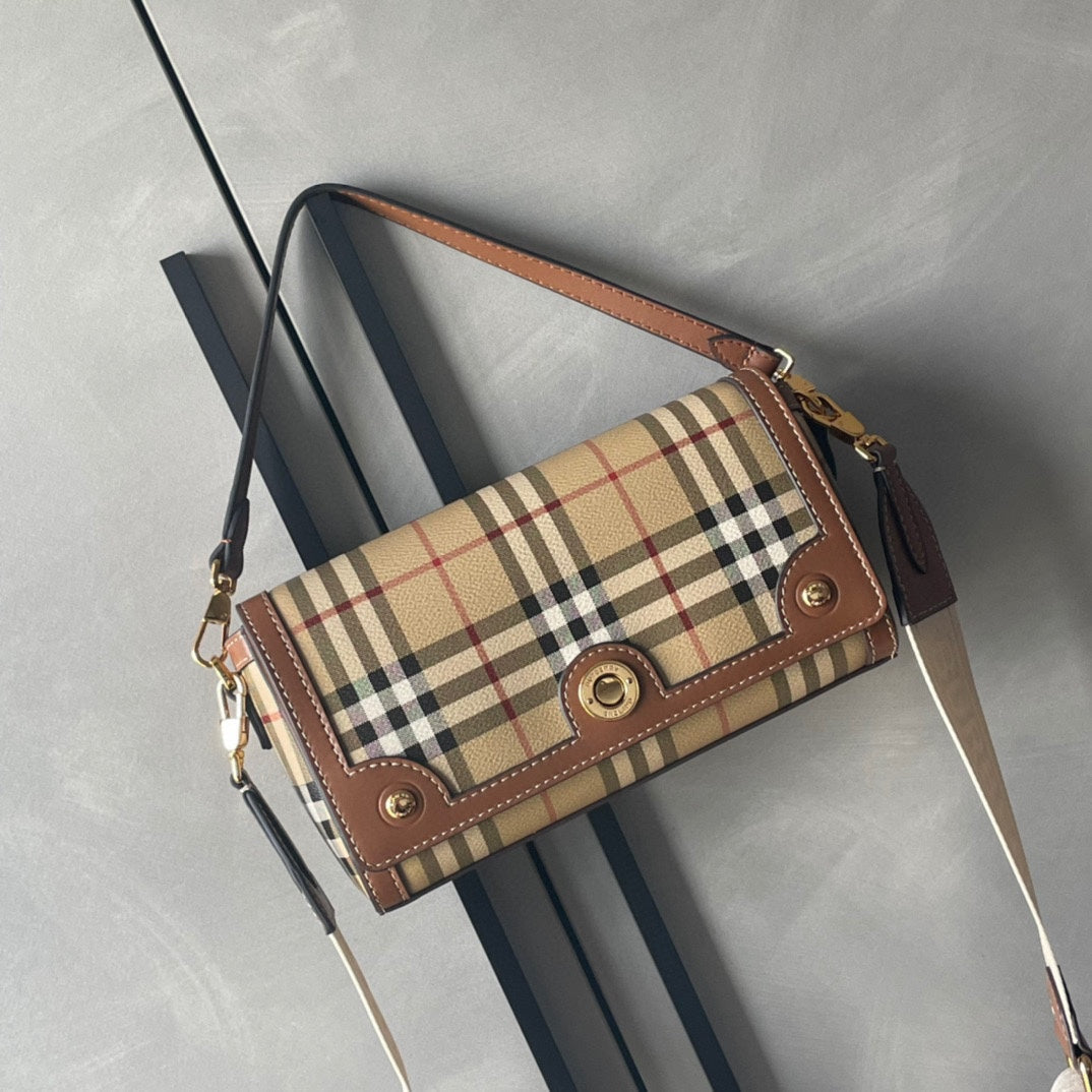 Burberry Shoulder Bag Tofu Bun