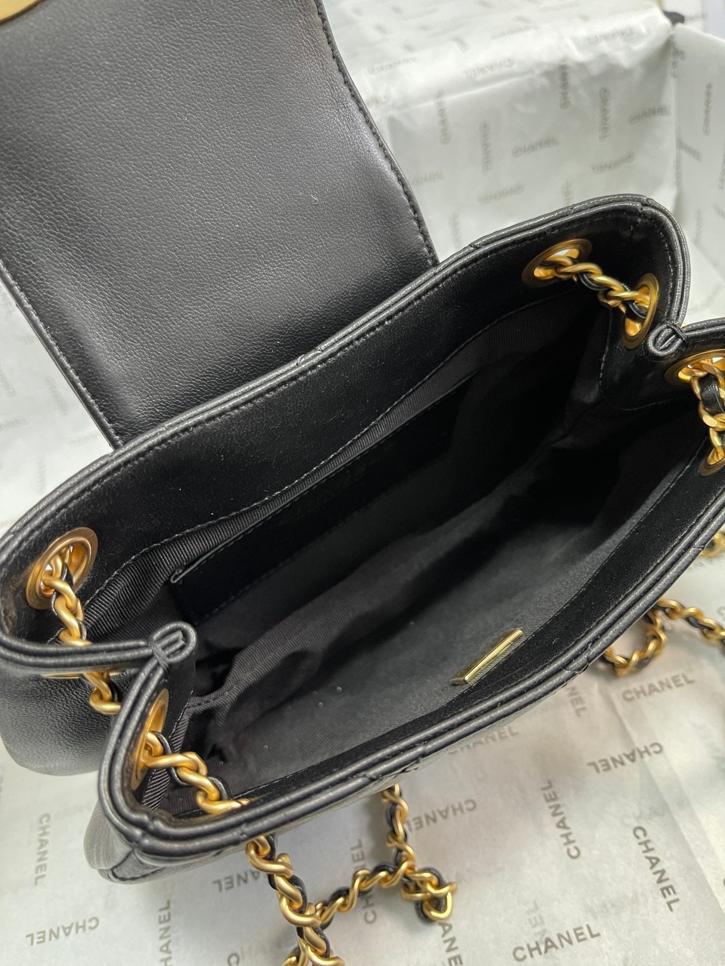 Chanel 24C Vintage Logo Small Quilted Lambskin Shoulder Bag AS4609 Black