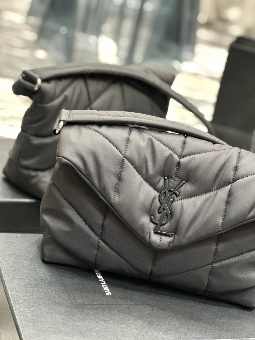 Yves Saint Laurent YSL LOULOU PUFFER Bag 34×27×12cm
