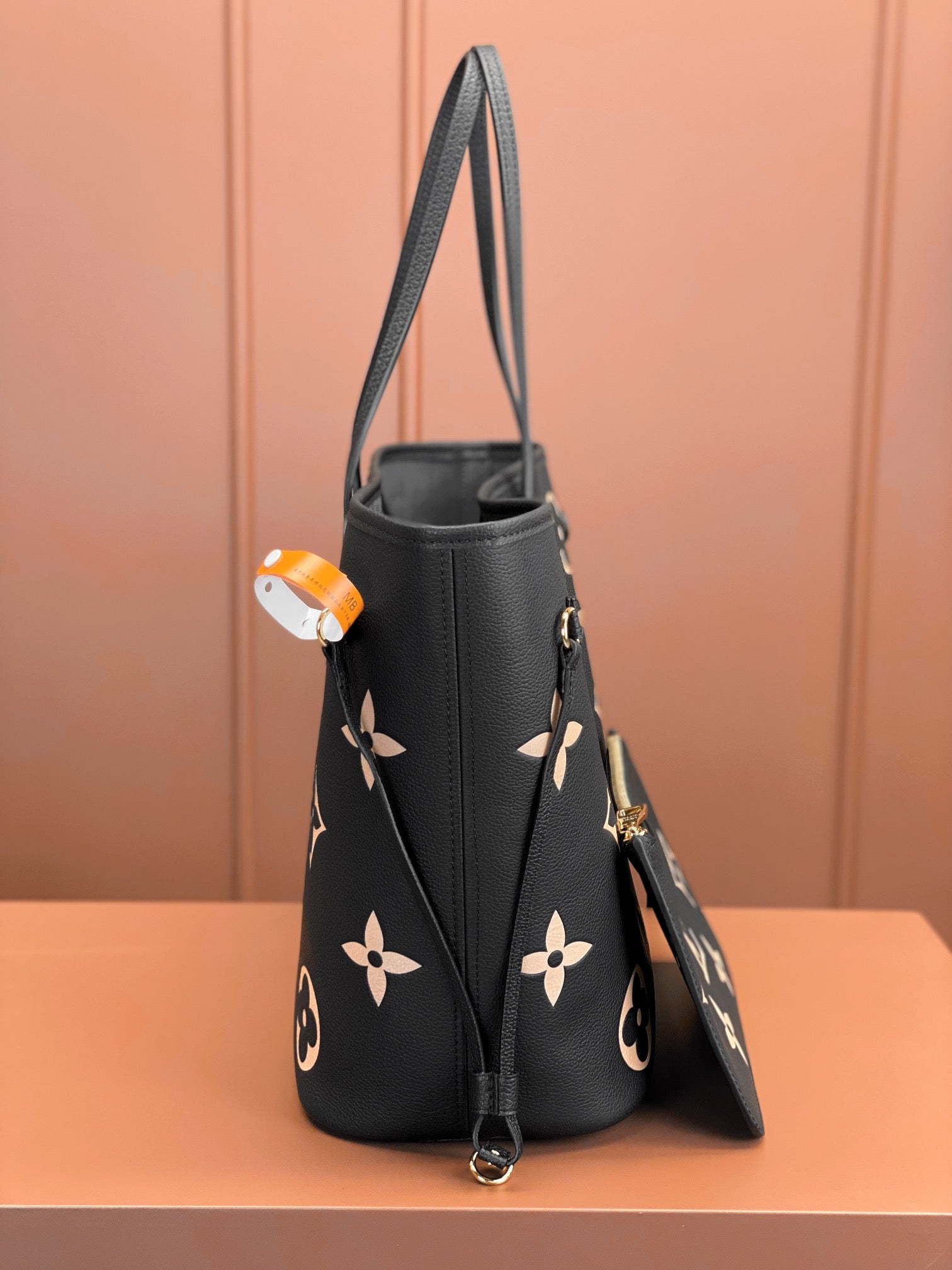 Louis Vuitton LV  M58907 Neverfull MM Bag 31x28x14cm Black