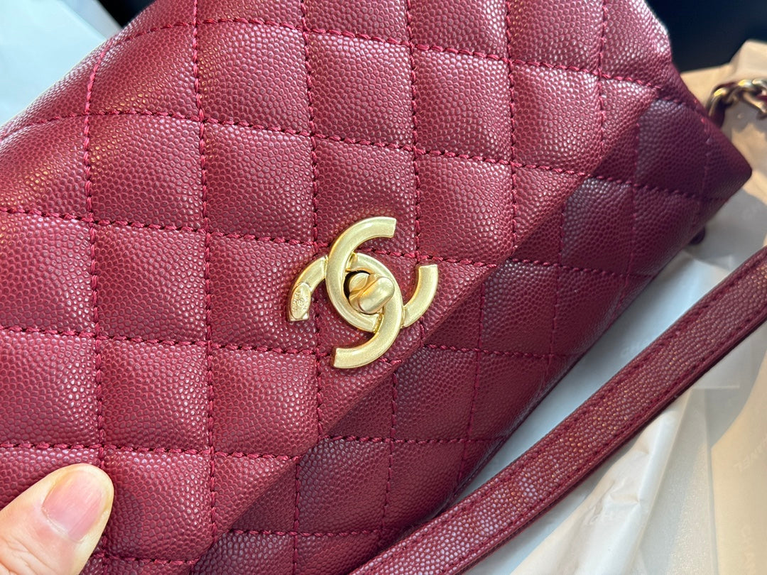 CC coco handle caviar leather size : 23*13cm