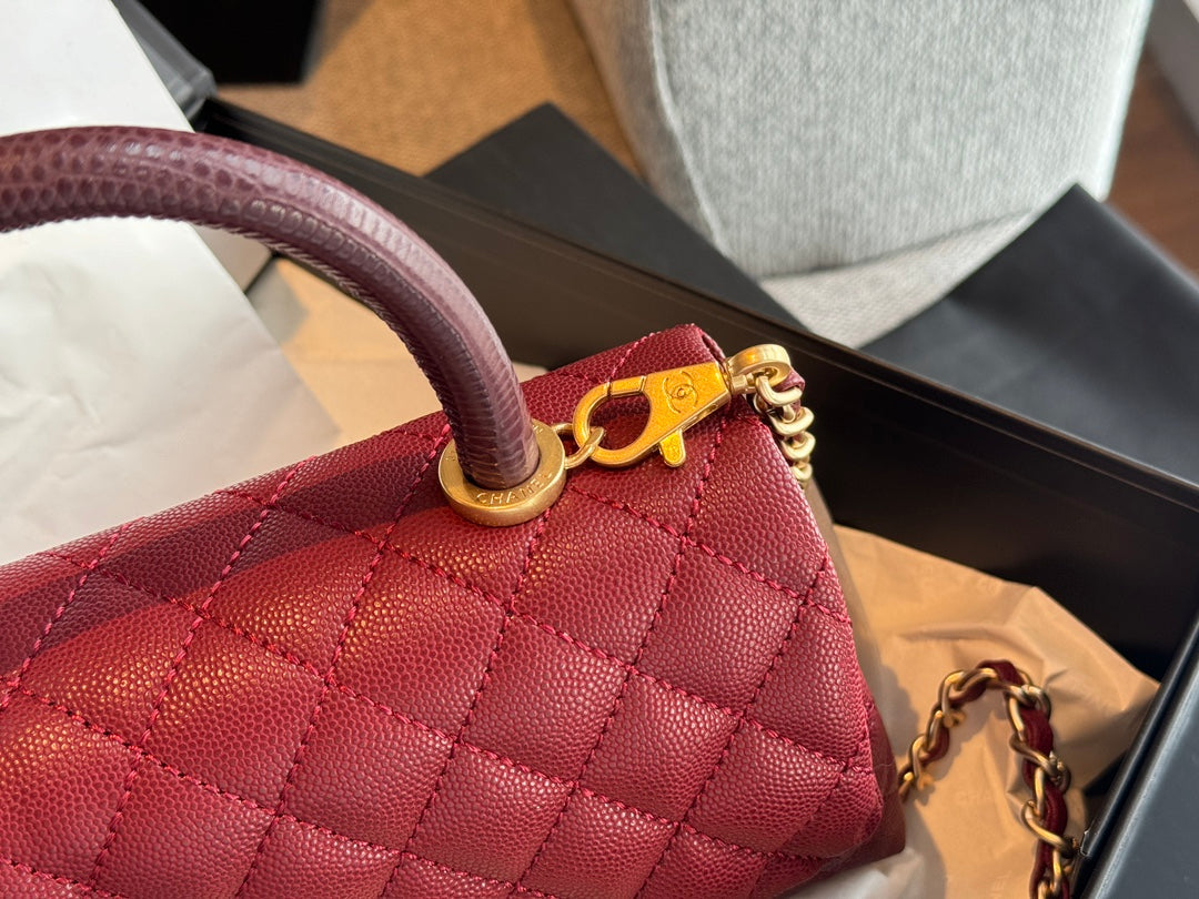 CC coco handle caviar leather size : 23*13cm